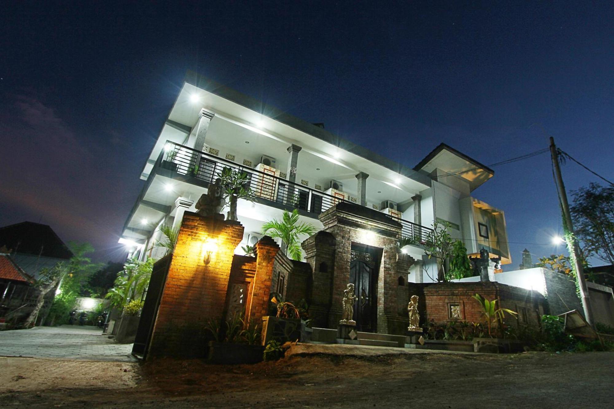 Reddoorz Near Stadion Kompyang Sujana Bali Denpasar  Exterior photo